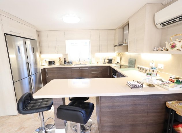 Wiederverkauf - Villa - Torrevieja - Los Balcones