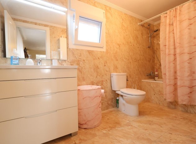 Wiederverkauf - Villa - Torrevieja - Los Balcones