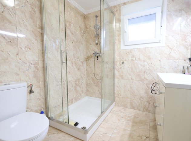 Wiederverkauf - Villa - Torrevieja - Los Balcones