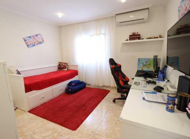 Wiederverkauf - Villa - Torrevieja - Los Balcones