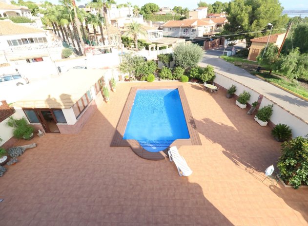 Wiederverkauf - Villa - Torrevieja - Los Balcones