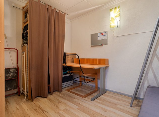 Herverkoop - Rijwoning - Torrevieja - La Siesta