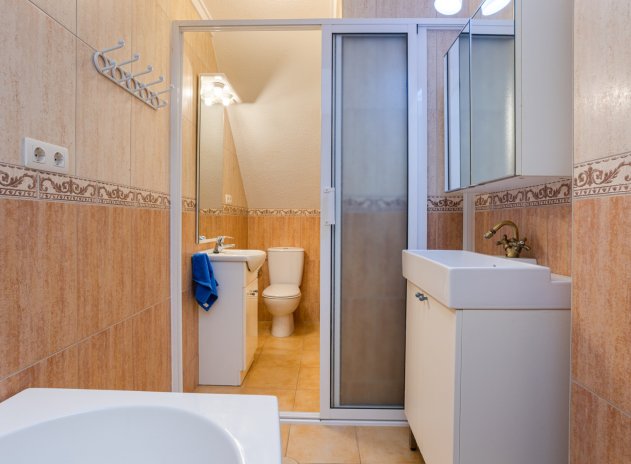 Herverkoop - Rijwoning - Torrevieja - La Siesta