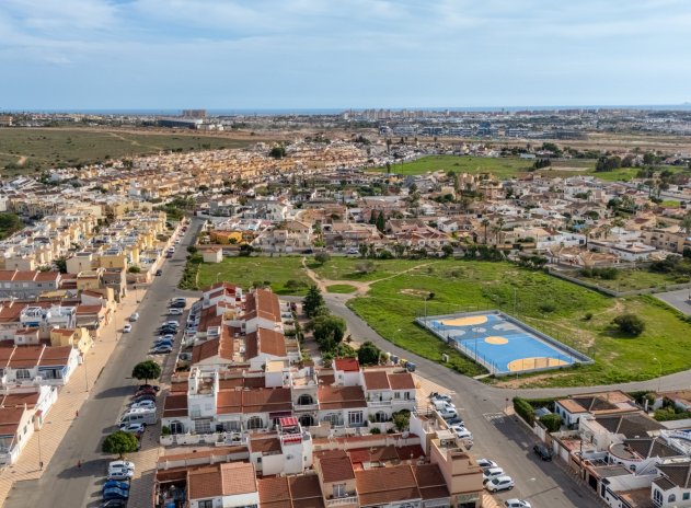 Herverkoop - Rijwoning - Torrevieja - La Siesta