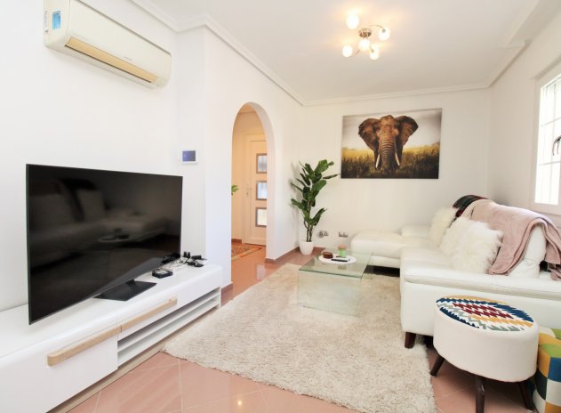 Herverkoop - Villa - Villamartin - Los Dolses