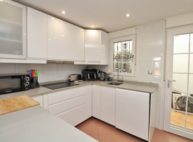 Herverkoop - Villa - Villamartin - Los Dolses