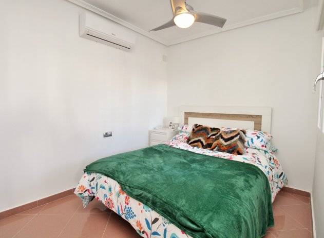 Herverkoop - Villa - Villamartin - Los Dolses