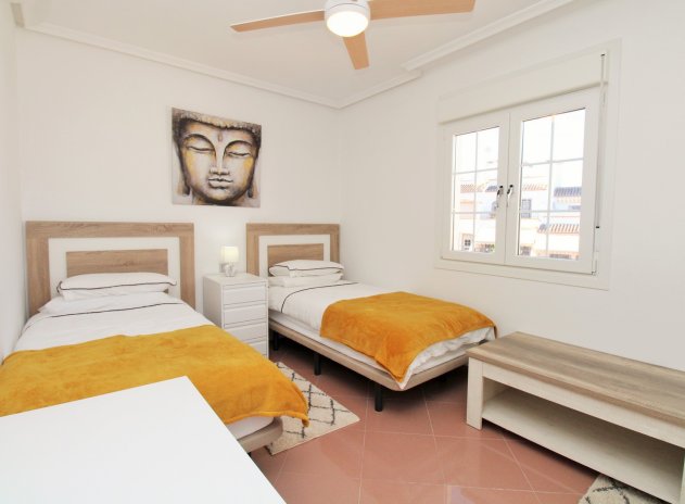 Herverkoop - Villa - Villamartin - Los Dolses