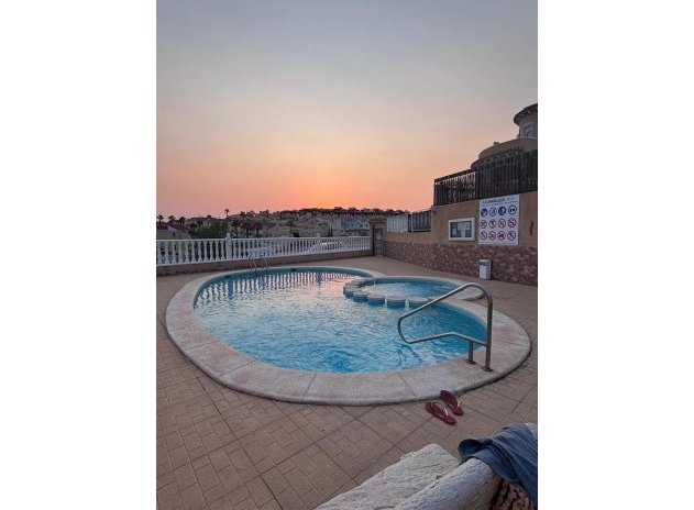 Herverkoop - Rijwoning - Villamartin - Villamartín