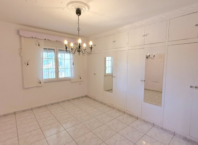 Revente - Villa - Pilar de la Horadada