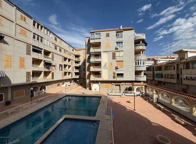 Herverkoop - Appartement - Torrevieja - Acequion