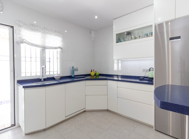 Wiederverkauf - Villa - La Zenia