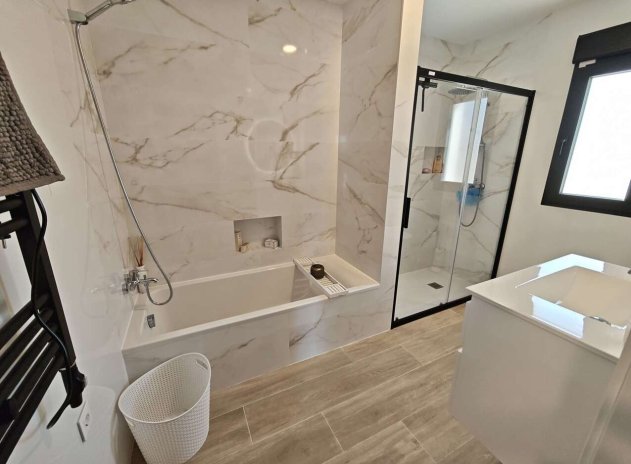 Neue Gebäude - Villa - Pinoso