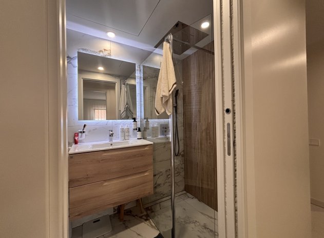 Wiederverkauf - Wohnung - Lo Pagan