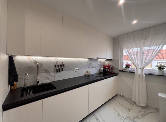 Wiederverkauf - Wohnung - Lo Pagan