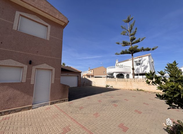 Herverkoop - Villa - Benijofar