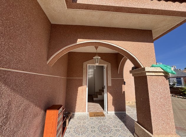 Herverkoop - Villa - Benijofar