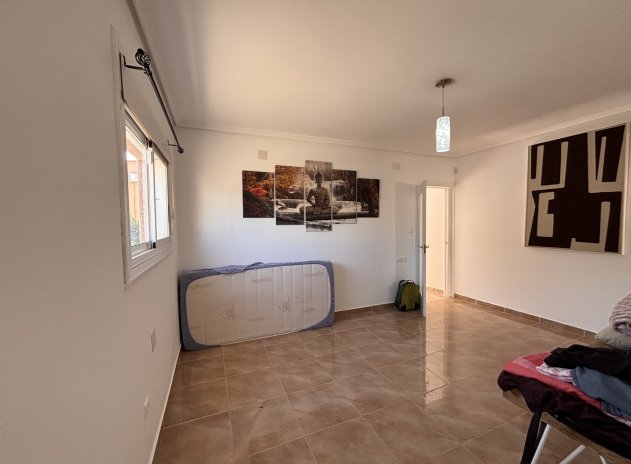 Herverkoop - Villa - Benijofar