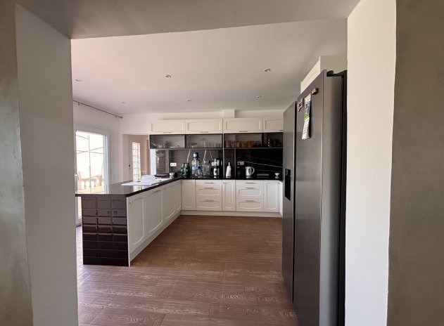 Herverkoop - Villa - Benijofar