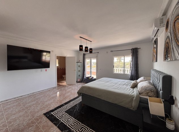 Herverkoop - Villa - Benijofar