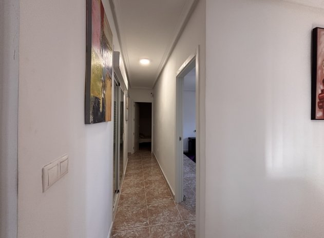 Herverkoop - Villa - Benijofar