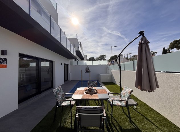 Resale - Villa * - Villamartin - Villamartín * 