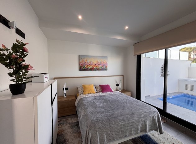 Resale - Villa * - Villamartin - Villamartín * 