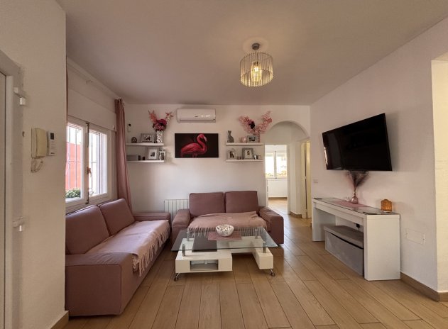 Resale - Villa * - Playa Flamenca - Playa Flamenca *