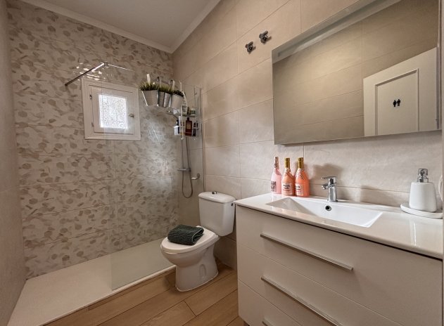 Resale - Villa * - Playa Flamenca - Playa Flamenca *