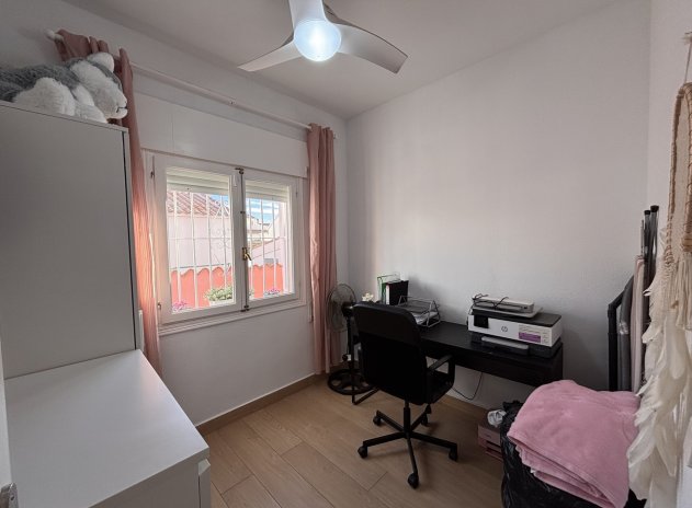 Resale - Villa * - Playa Flamenca - Playa Flamenca *