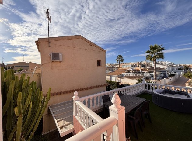 Resale - Villa * - Playa Flamenca - Playa Flamenca *