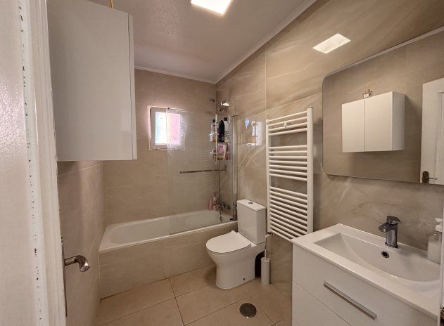 Resale - Villa * - Playa Flamenca - Playa Flamenca *