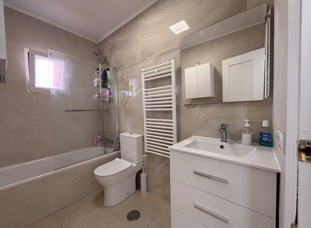 Resale - Villa * - Playa Flamenca - Playa Flamenca *