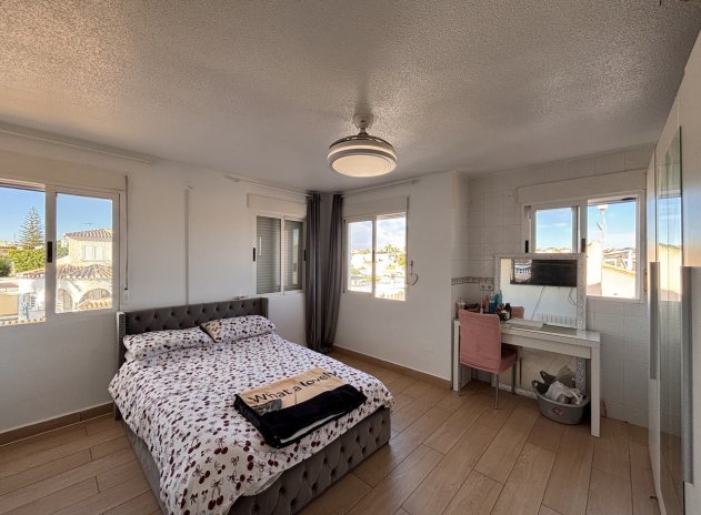 Resale - Villa * - Playa Flamenca - Playa Flamenca *