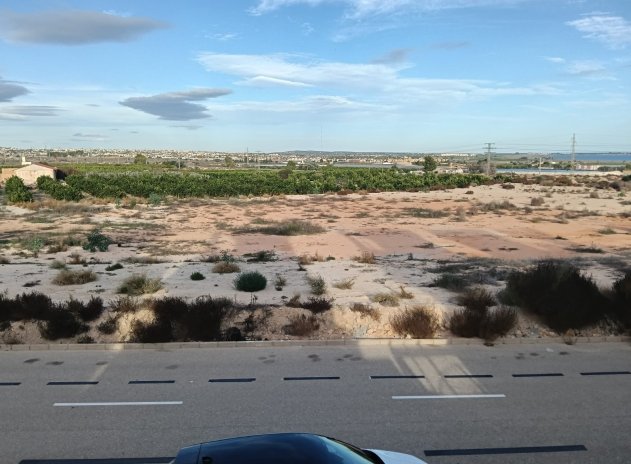 Wiederverkauf - Villa - Los Montesinos - La Herrada