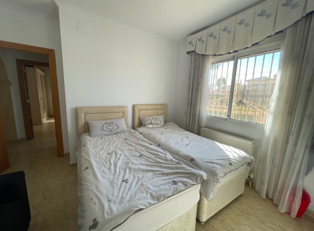 Herverkoop - Villa - Catral