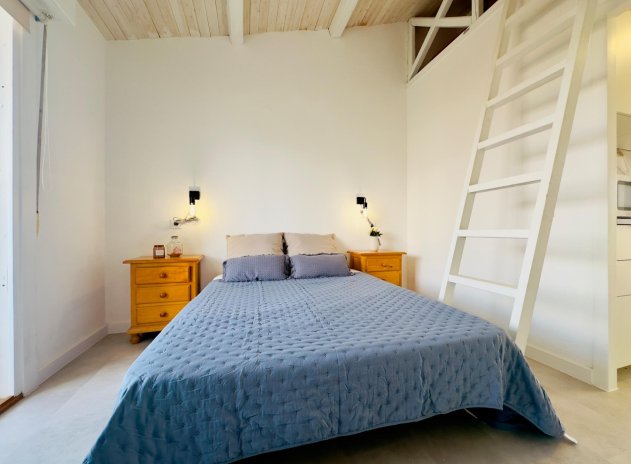 Resale - Apartment / Flat * - Torrevieja - Los Frutales