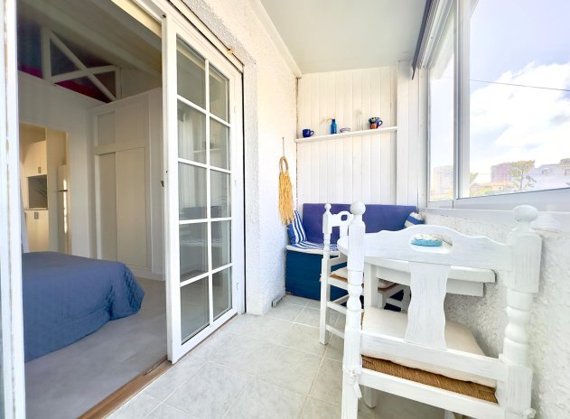 Resale - Apartment / Flat * - Torrevieja - Los Frutales