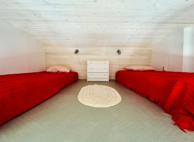 Resale - Apartment / Flat * - Torrevieja - Los Frutales