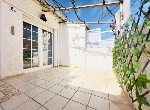 Resale - Apartment / Flat * - Torrevieja - Los Frutales