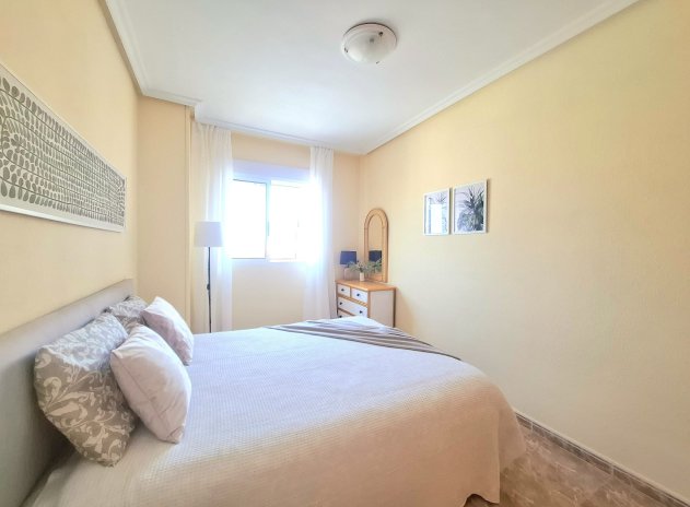 Reventa - Apartamento / Piso - Torrevieja