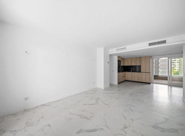 Resale - Apartment / Flat * - Torrevieja - Punta Prima *