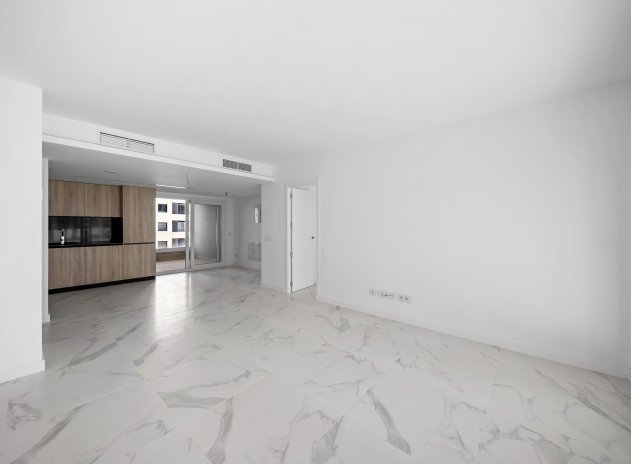 Resale - Apartment / Flat * - Torrevieja - Punta Prima *