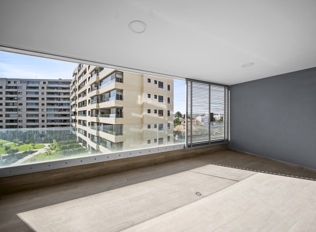 Resale - Apartment / Flat * - Torrevieja - Punta Prima *