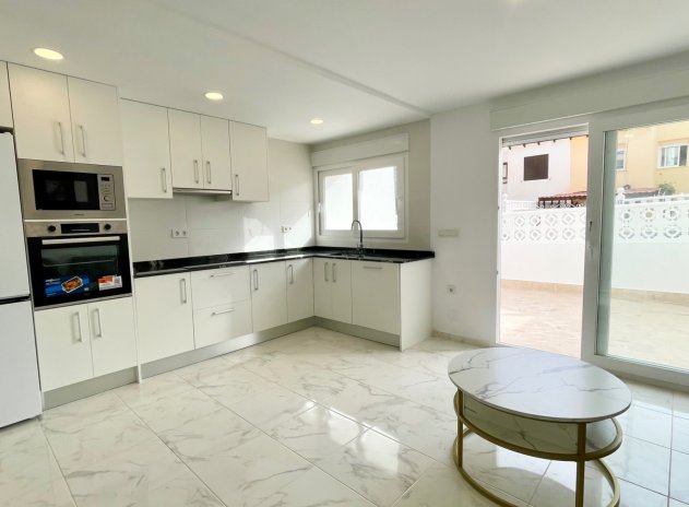 Herverkoop - Rijwoning - Torrevieja - Los Balcones