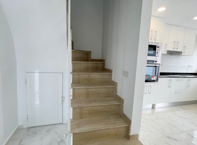 Herverkoop - Rijwoning - Torrevieja - Los Balcones