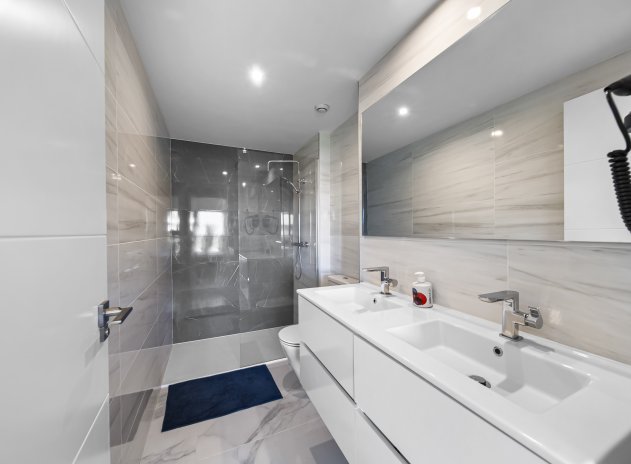 Herverkoop - Appartement - Torrevieja - Punta Prima