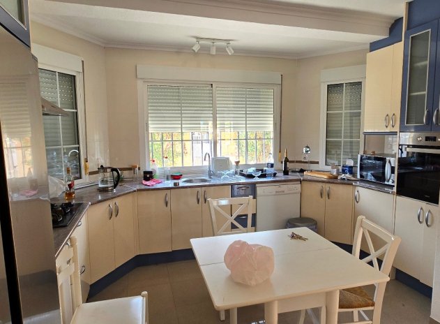 Herverkoop - Villa - Torrevieja - El chaparral