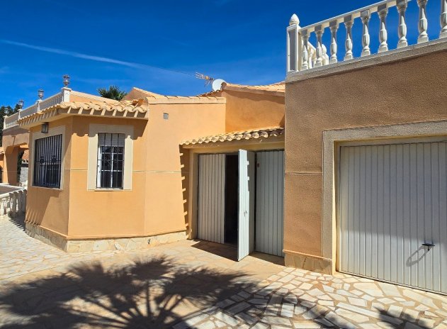 Herverkoop - Villa - Torrevieja - El chaparral