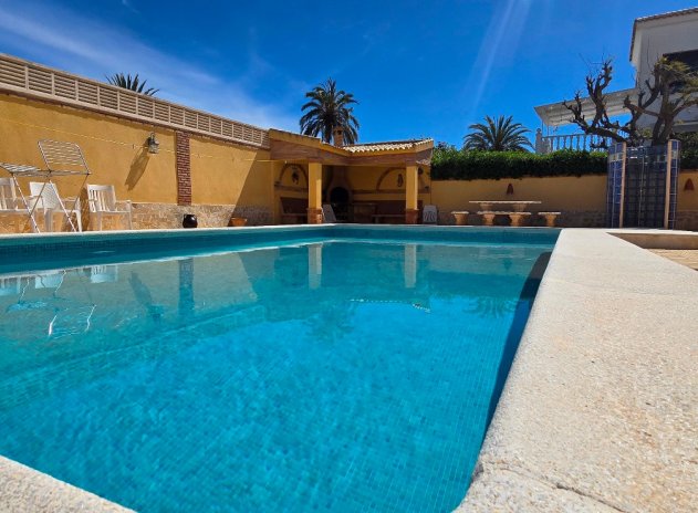 Herverkoop - Villa - Torrevieja - El chaparral